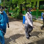 Penyemprotan Massal Disinfektan di Seluruh Kota Metro