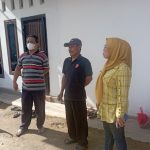 Lurah Banjarsari Memantau Langsung Kegiatan Fogging untuk Cegah DBD